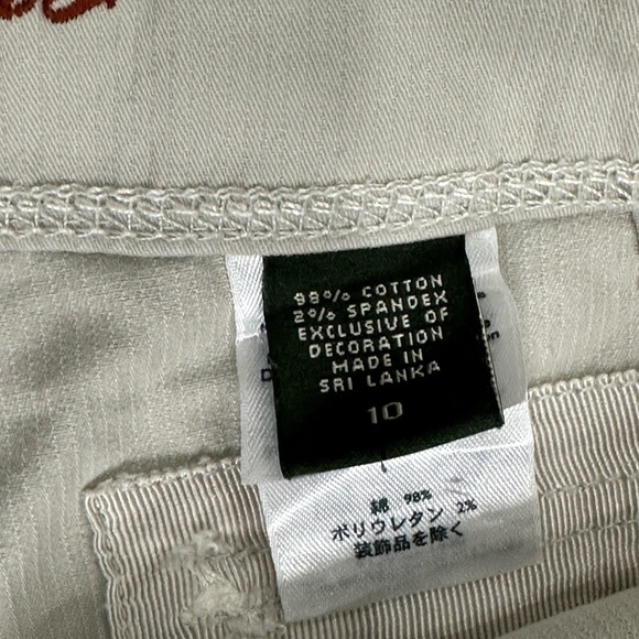 Women's Eddie Bauer 10 Medium Capri Pants Chino Khakis Twill Stretch Cream NWOT - Picture 8 of 11